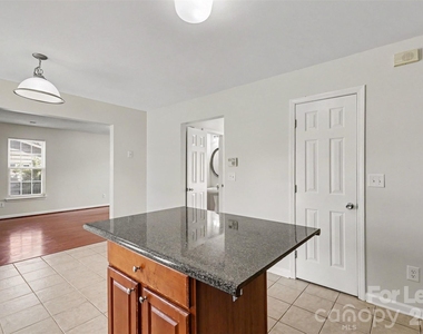 1716 Starling Court - Photo Thumbnail 11