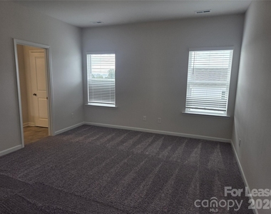 5678 Hagler Loop - Photo Thumbnail 14