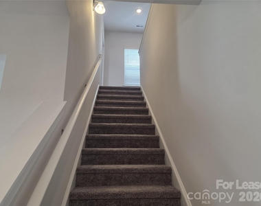 5678 Hagler Loop - Photo Thumbnail 9
