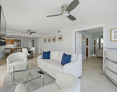 3901 S Flagler Drive - Photo Thumbnail 6