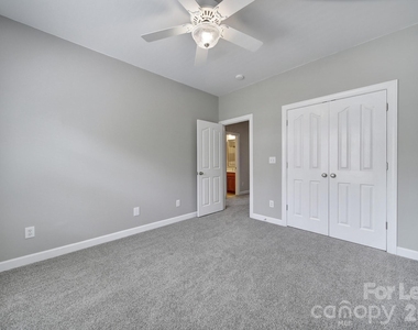 11910 Lacroix Street - Photo Thumbnail 18