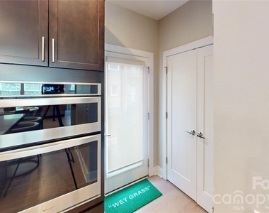 3804 Sky Haven Drive - Photo Thumbnail 20