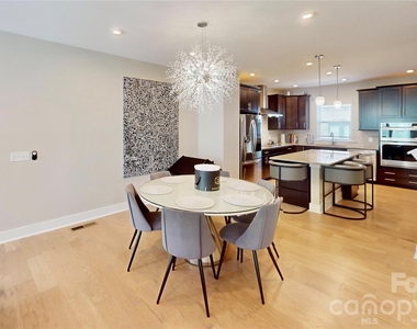 3804 Sky Haven Drive - Photo Thumbnail 10