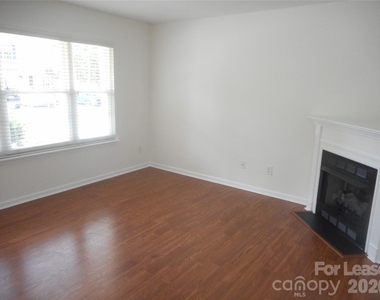 322 Deep Water Lane - Photo Thumbnail 21