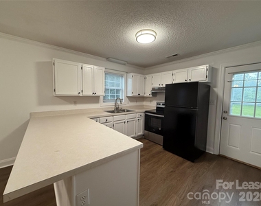 131 Mckendree Road - Photo Thumbnail 5