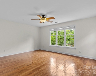 1192 Hampton Gardens Lane - Photo Thumbnail 19