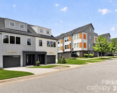 2716 Baltimore Avenue - Photo Thumbnail 1