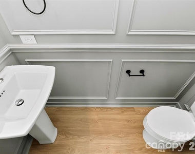 2716 Baltimore Avenue - Photo Thumbnail 9
