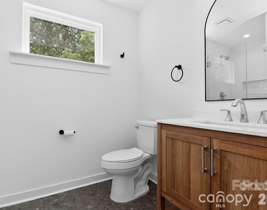 2716 Baltimore Avenue - Photo Thumbnail 7