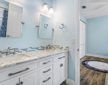 4675 Manderly Drive - Photo Thumbnail 17