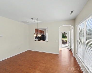 9009 Smokey Hill Lane - Photo Thumbnail 8