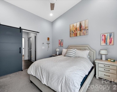 241 Domain Way - Photo Thumbnail 12