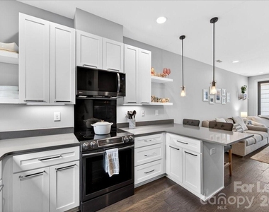 241 Domain Way - Photo Thumbnail 6