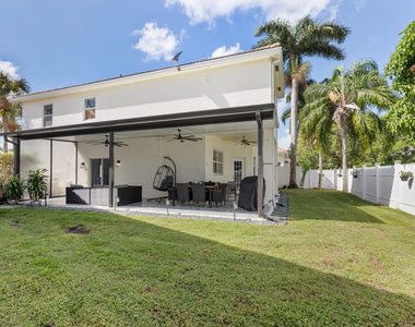 3221 El Camino - Photo Thumbnail 50