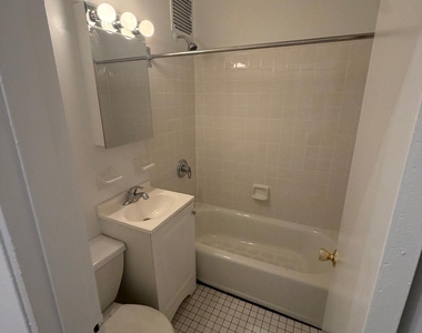 East 83rd Street - Photo Thumbnail 2