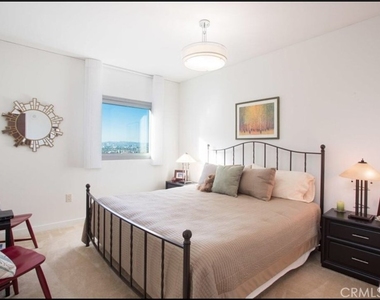 13650 Marina Pointe Drive - Photo Thumbnail 16