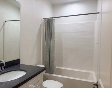 2975 Gibson Street - Photo Thumbnail 9