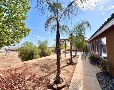 102 Goldenrod Avenue - Photo Thumbnail 27