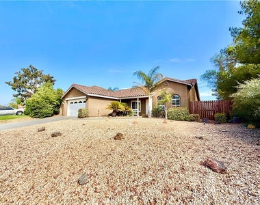 102 Goldenrod Avenue - Photo Thumbnail 1