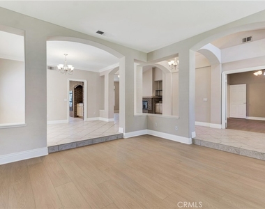 22244 Circle J Ranch Road - Photo Thumbnail 3