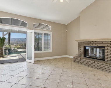 22244 Circle J Ranch Road - Photo Thumbnail 8