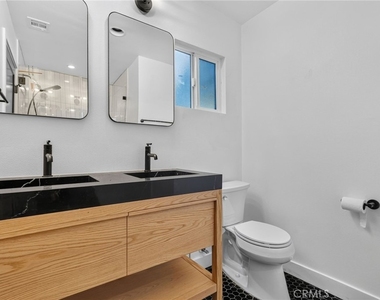 5418 Sanchez Drive - Photo Thumbnail 16