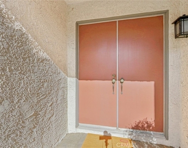 19535 Rinaldi Street - Photo Thumbnail 3