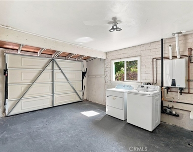 16020 Kittridge Street - Photo Thumbnail 22
