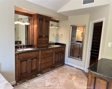 1700 Bronzewood Court - Photo Thumbnail 23