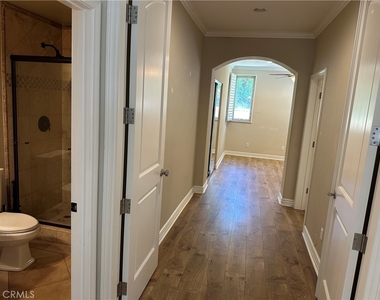 1700 Bronzewood Court - Photo Thumbnail 16