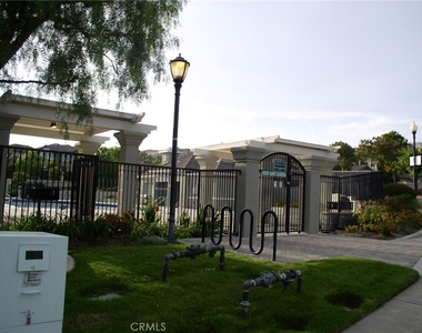 11424 Oakford Lane - Photo Thumbnail 24