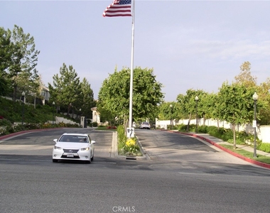 11424 Oakford Lane - Photo Thumbnail 5