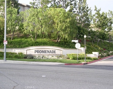 11424 Oakford Lane - Photo Thumbnail 4