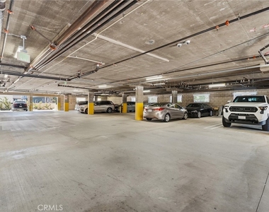 5820 La Mirada Avenue - Photo Thumbnail 36