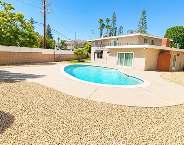 10661 Coraline Place - Photo Thumbnail 42