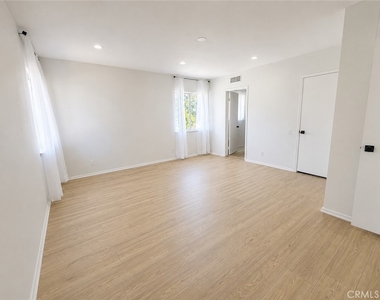 10661 Coraline Place - Photo Thumbnail 34