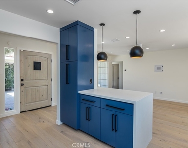 32046 Kingspark Court - Photo Thumbnail 6