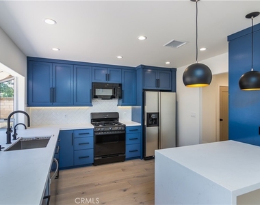 32046 Kingspark Court - Photo Thumbnail 7