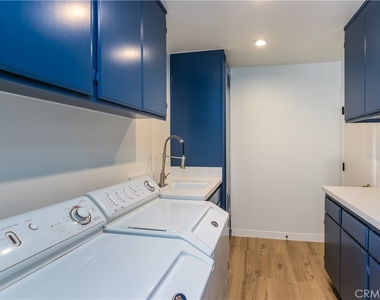 32046 Kingspark Court - Photo Thumbnail 24