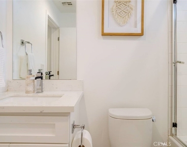 10916 Hesby Street - Photo Thumbnail 38