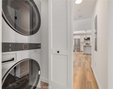 226 B Arena Street - Photo Thumbnail 13