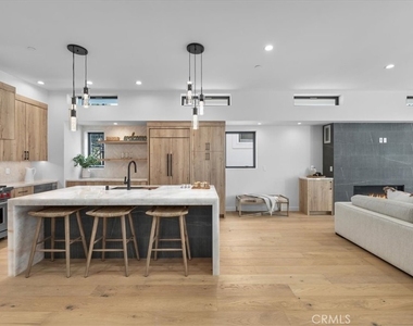 947 7th Street - Photo Thumbnail 16