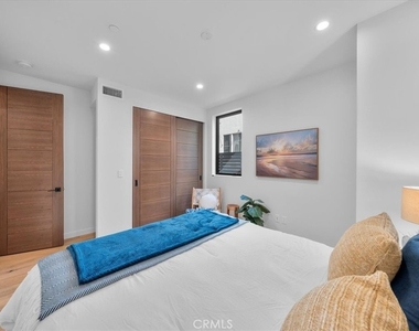 947 7th Street - Photo Thumbnail 39