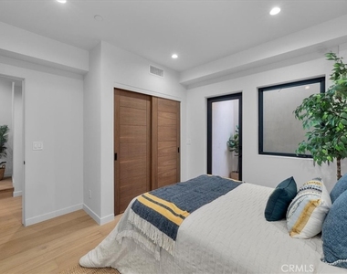 947 7th Street - Photo Thumbnail 51