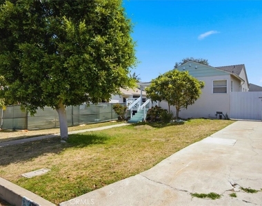 422 S Juanita Avenue - Photo Thumbnail 28