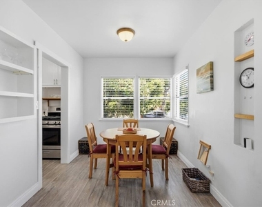 422 S Juanita Avenue - Photo Thumbnail 5