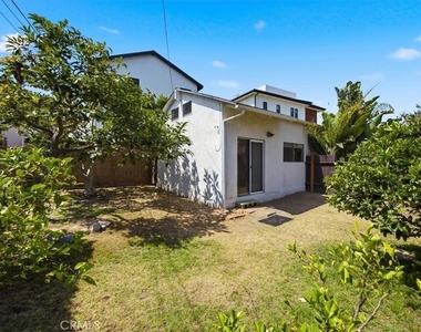 422 S Juanita Avenue - Photo Thumbnail 18