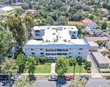 972 E California Boulevard - Photo Thumbnail 18