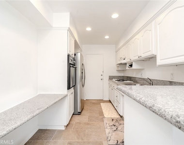972 E California Boulevard - Photo Thumbnail 10