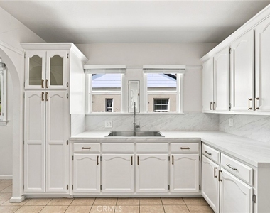 5915 Morrill - Photo Thumbnail 14